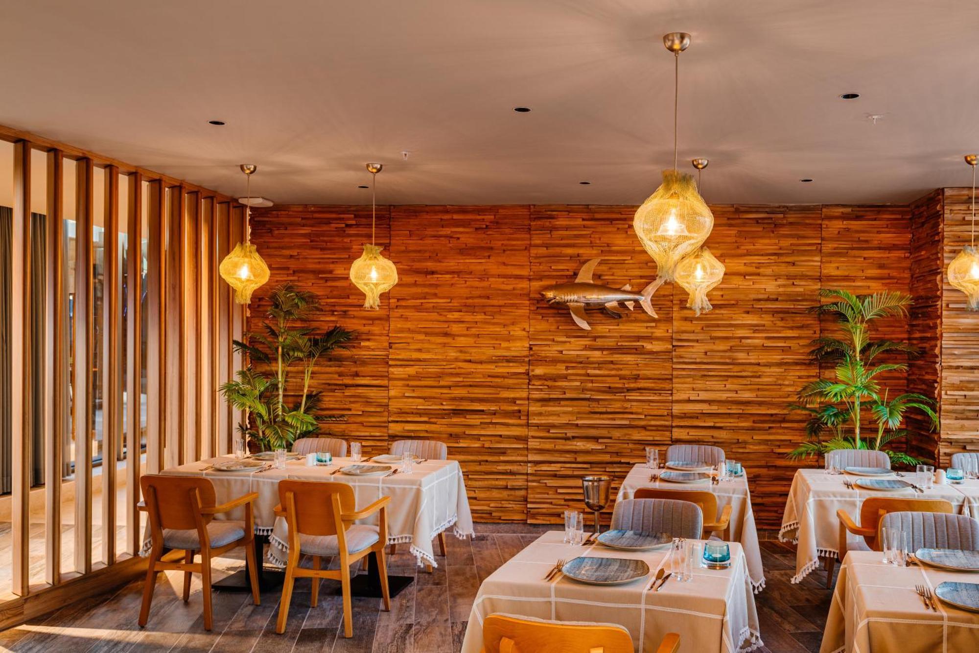 Concorde Tower Hotel & Casino Nikosia Bagian luar foto Restaurant "El Bulli", 2006